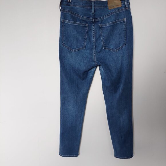 Aritzia Denim Forum The Lola High Rise Skinny Jeans Medium-dark Wash W30 L28 - Picture 6 of 7